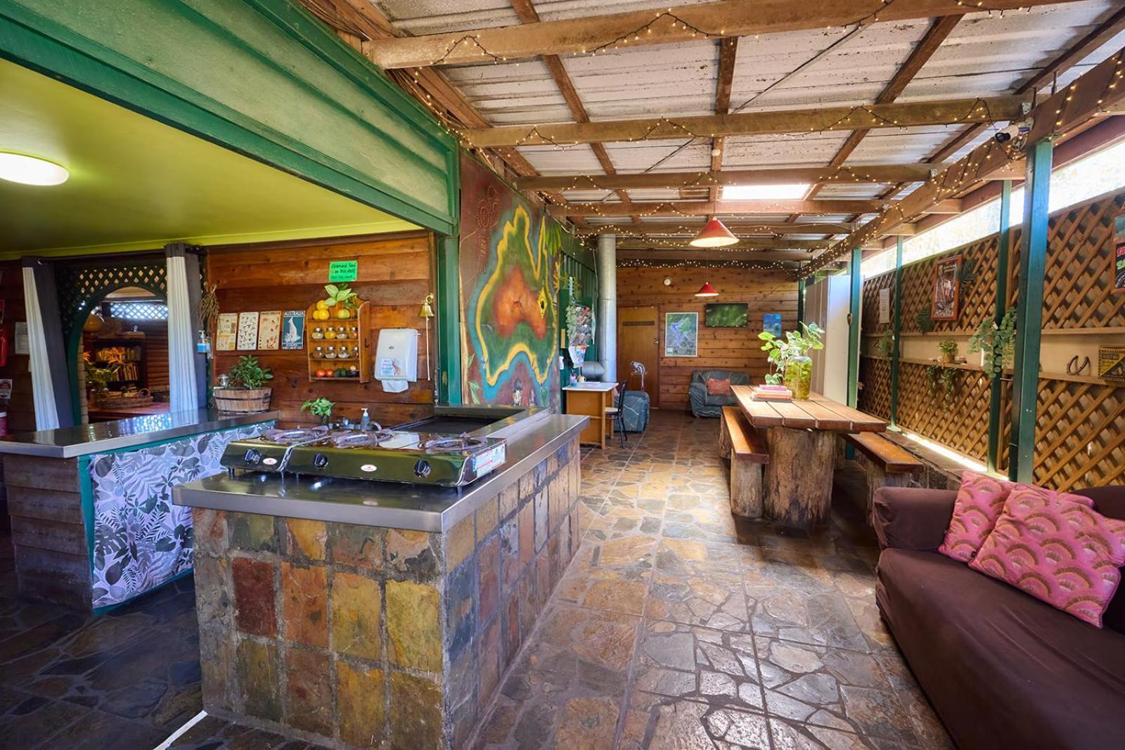 On The Wallaby Eco Lodge ยังกาเบอร์รา ภายนอก รูปภาพ